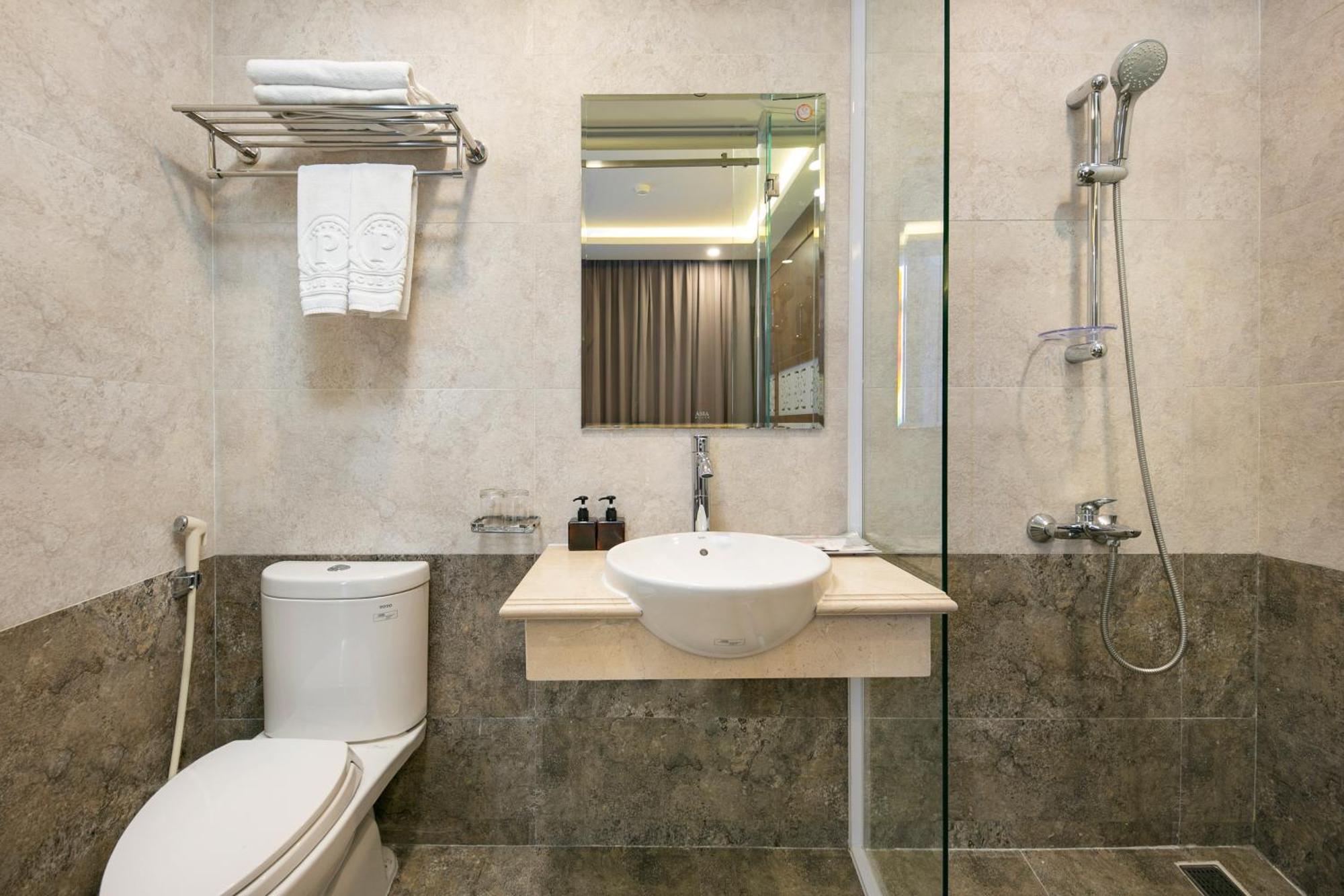 Prague Da Nang Beach Hotel Екстериор снимка