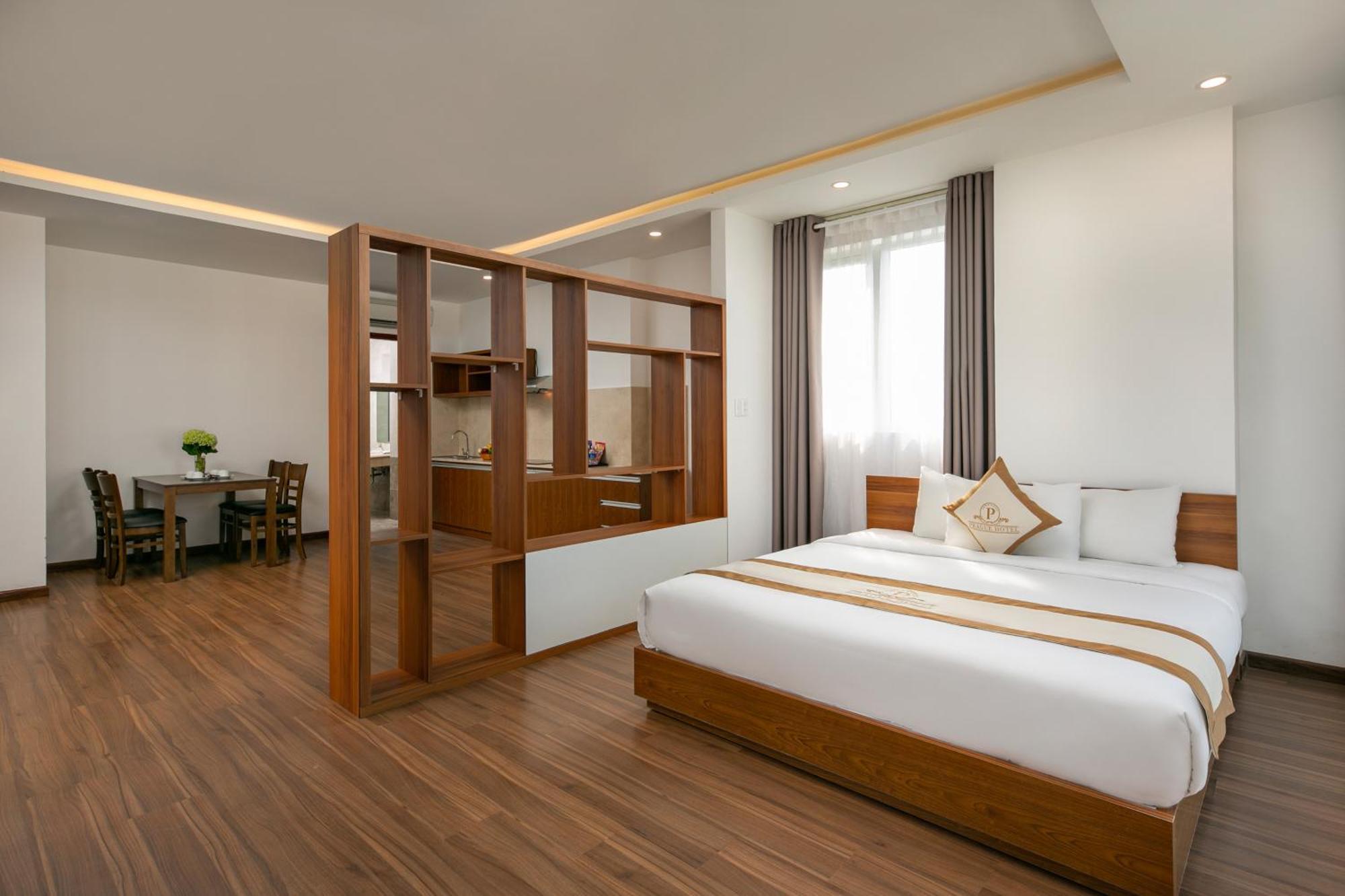 Prague Da Nang Beach Hotel Екстериор снимка
