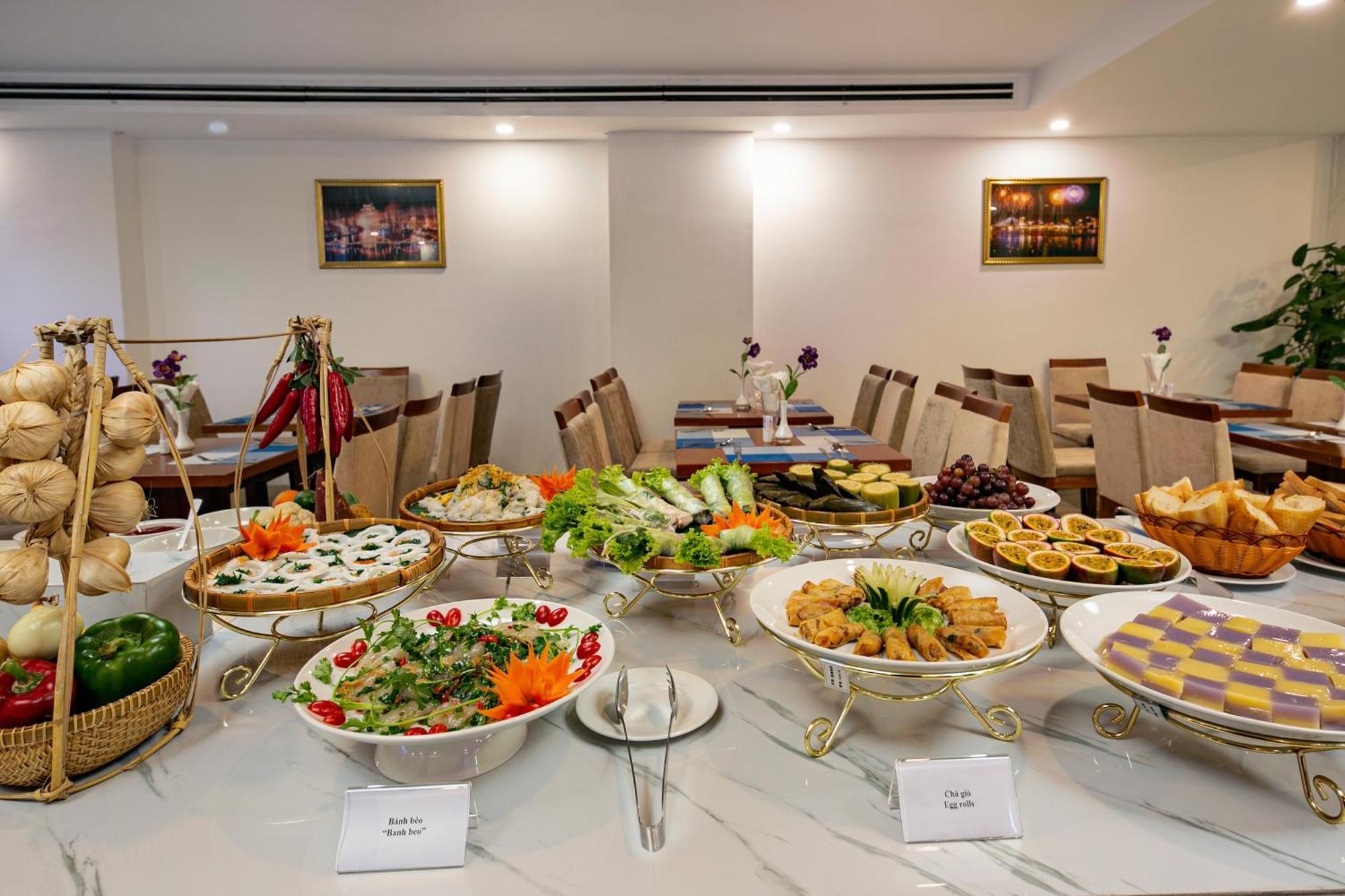 Prague Da Nang Beach Hotel Екстериор снимка