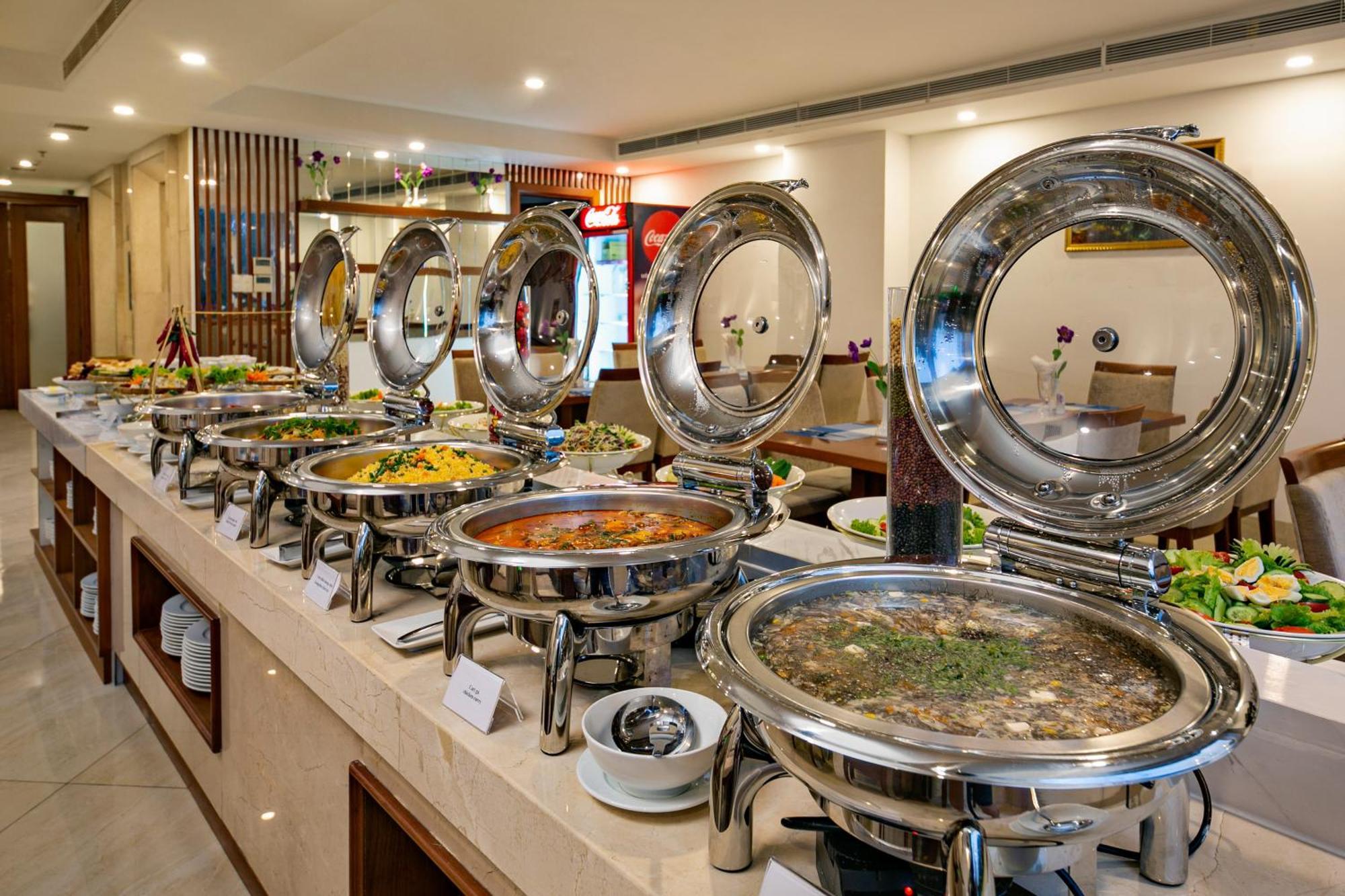 Prague Da Nang Beach Hotel Екстериор снимка