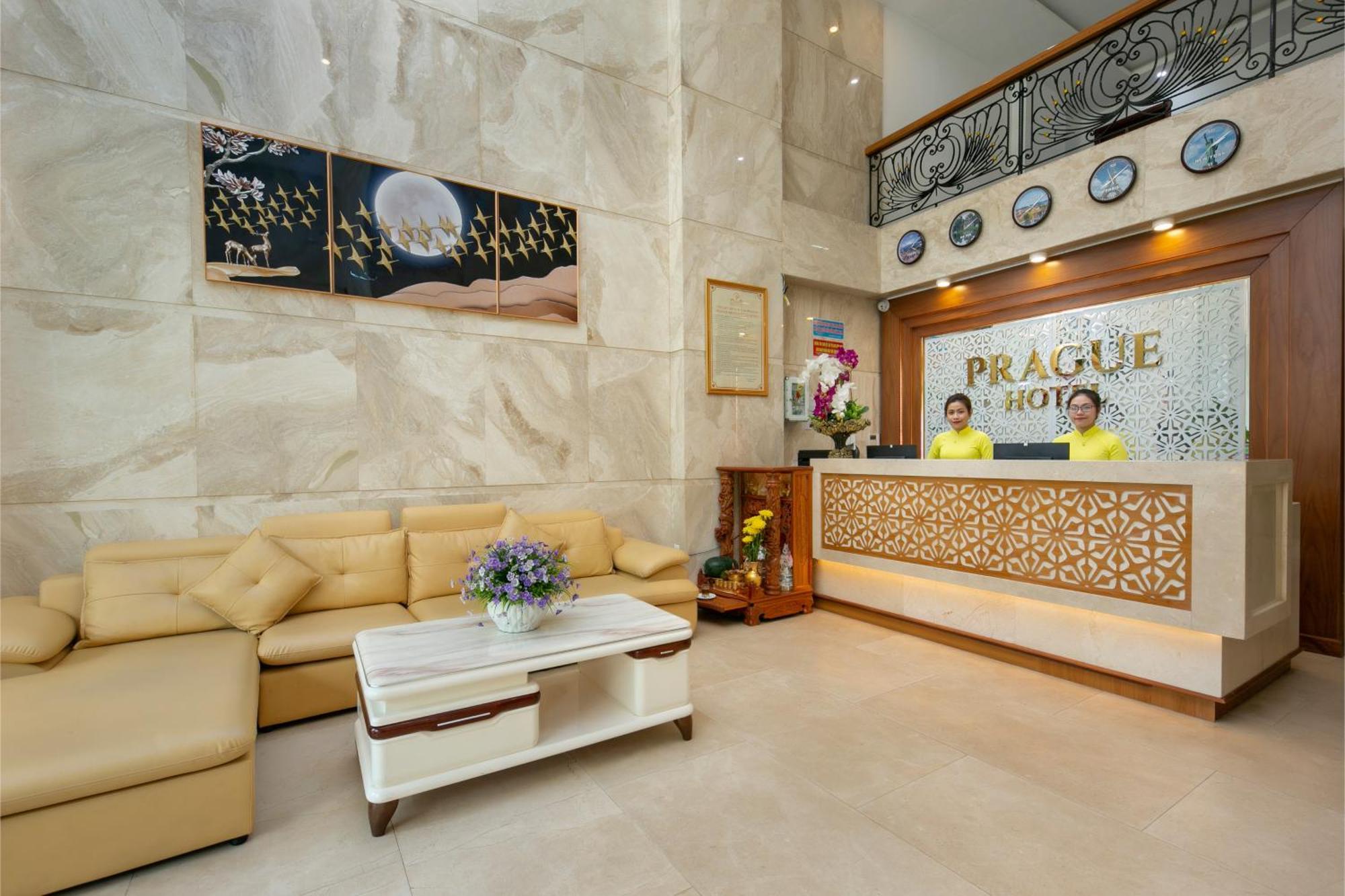 Prague Da Nang Beach Hotel Екстериор снимка