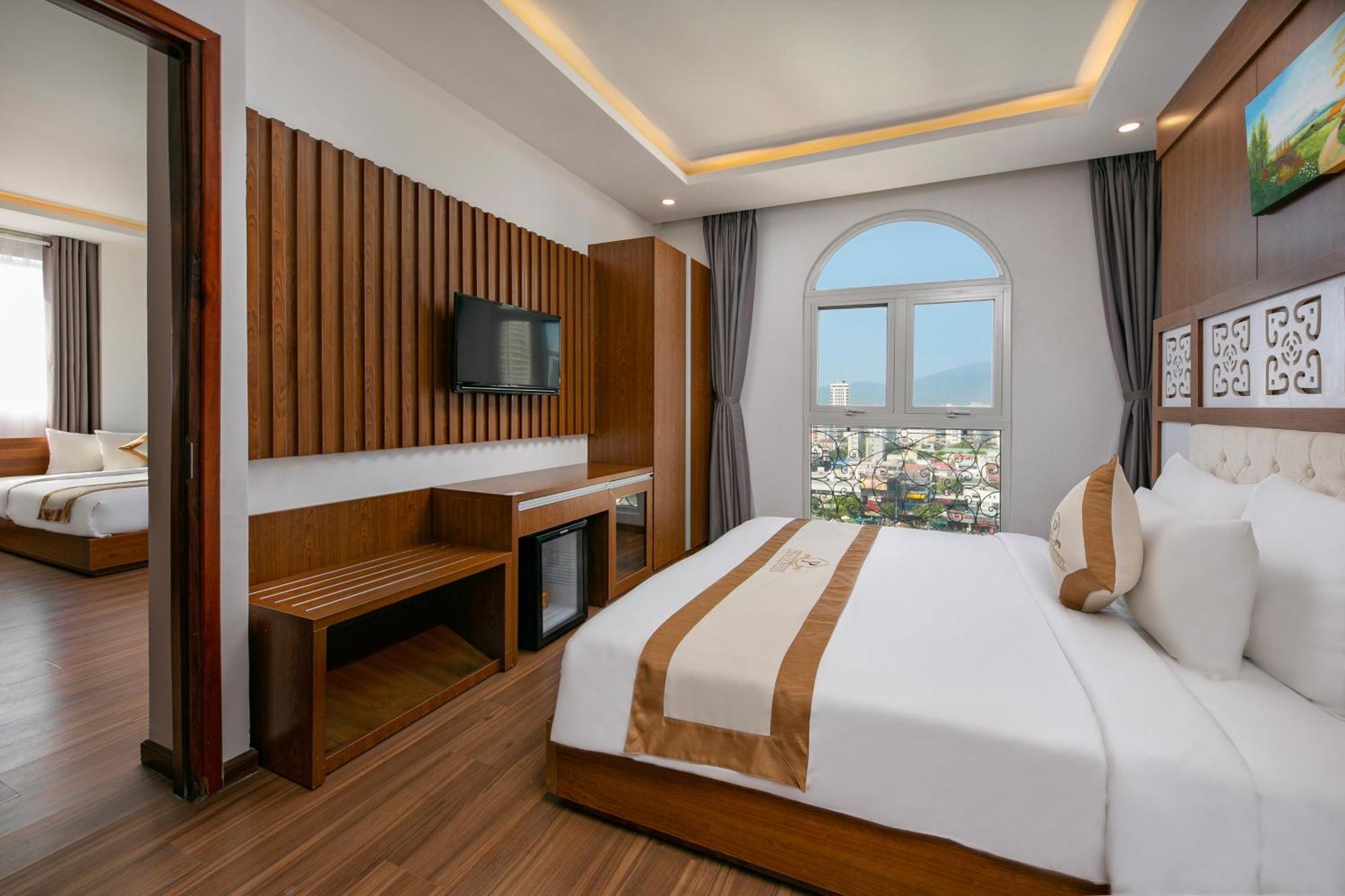Prague Da Nang Beach Hotel Екстериор снимка