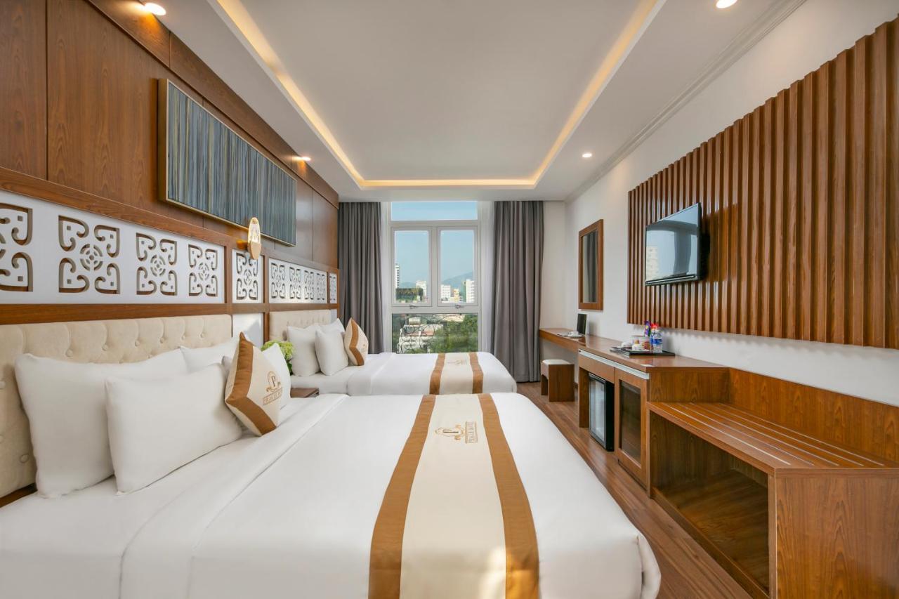 Prague Da Nang Beach Hotel Екстериор снимка